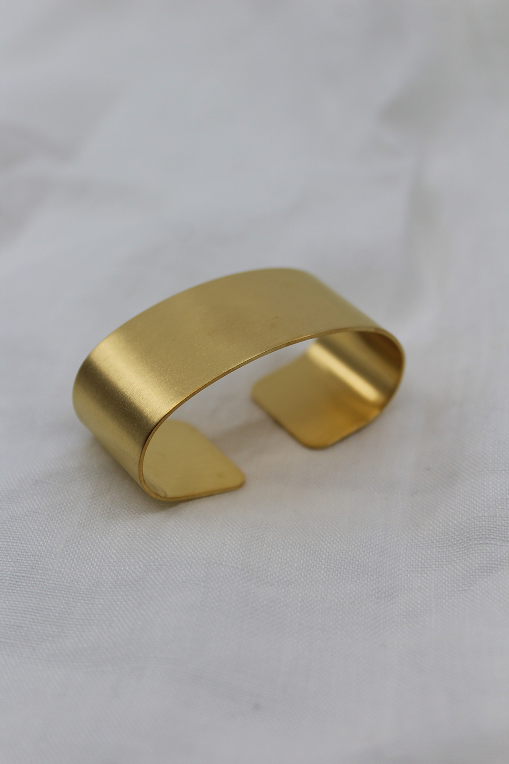 Cutipol Napkin Ring Brushed Gold